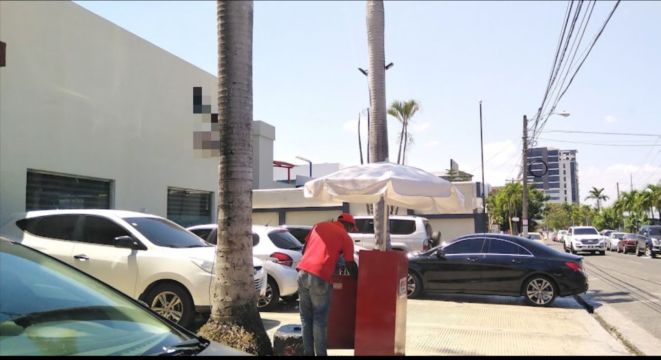 oficinas y locales comerciales - Local comercial en venta en Nuñez de caceres  2