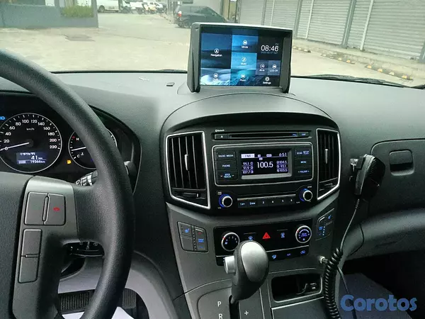 jeepetas y camionetas - HYUNDAI GRAND STAREX AMBULANCIA 2017 5