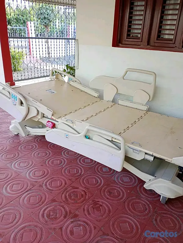 Salud y Equipamiento Médico - Cama de Posición CHG Spirit  2