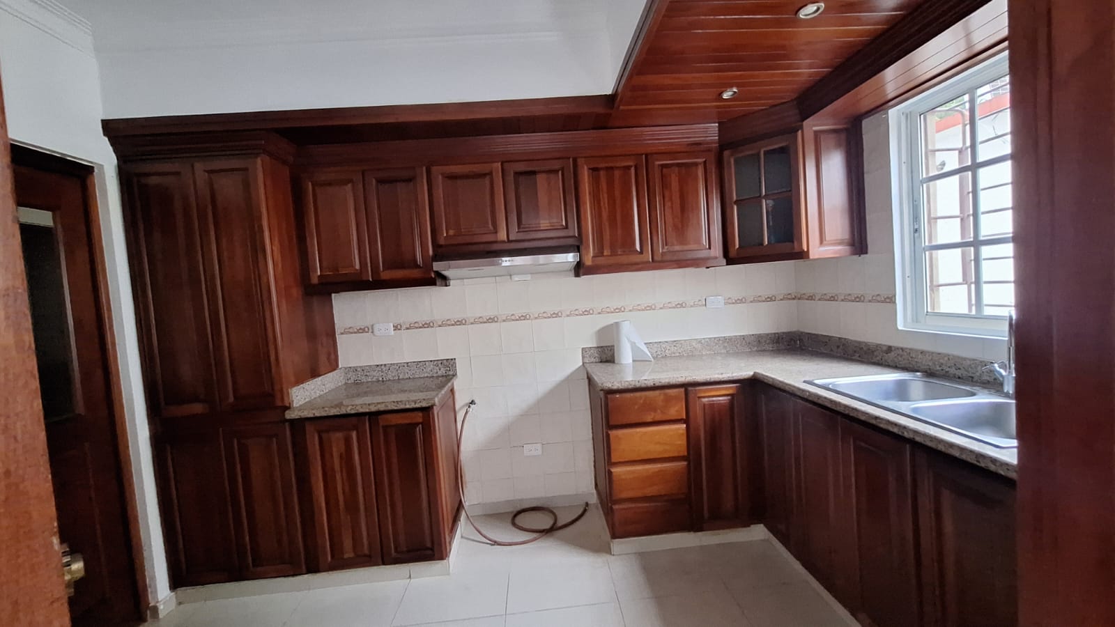apartamentos - ALQUILO APARTAMENTO CON TERRAZA  Mirador Sur  2do 1