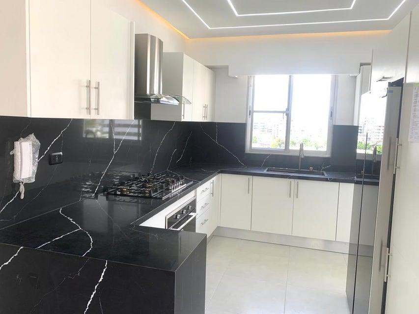 apartamentos - Apartamento en alquiler Evaristo Morales Santo Domingo 3