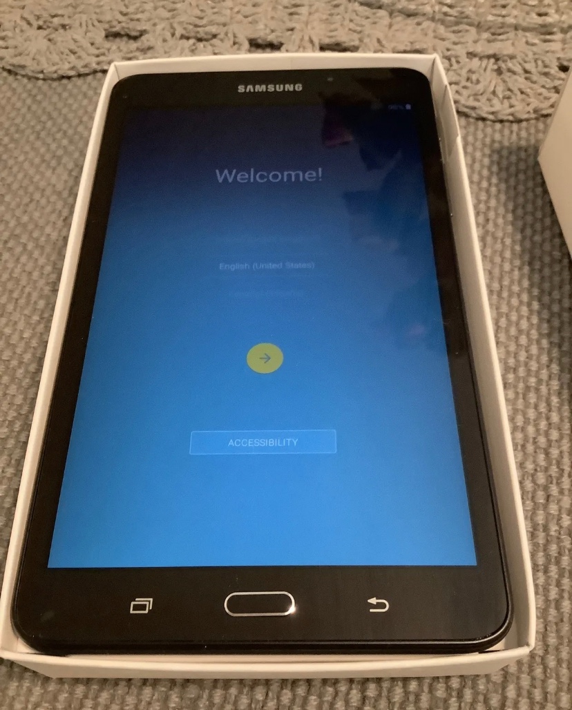 celulares y tabletas - Samsung Galaxy Tab A Tablet SM-T280 negra precio  1