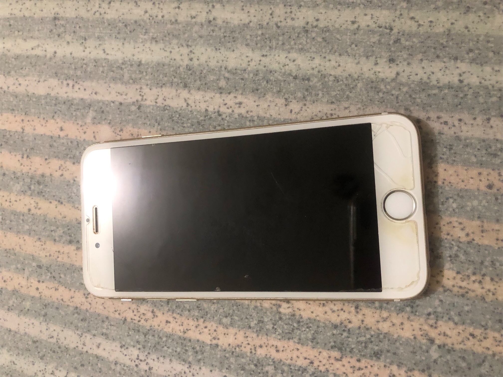 celulares y tabletas - Iphone 6 64 GB usado