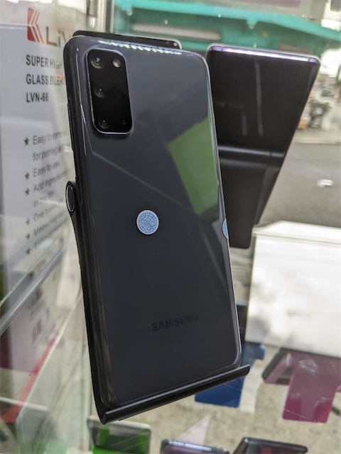 celulares y tabletas - Sansung s20 5G 1