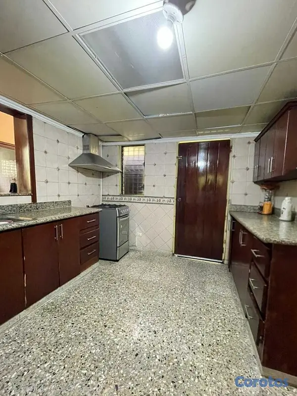 apartamentos - Venta de casa- Avenida Independencia  2
