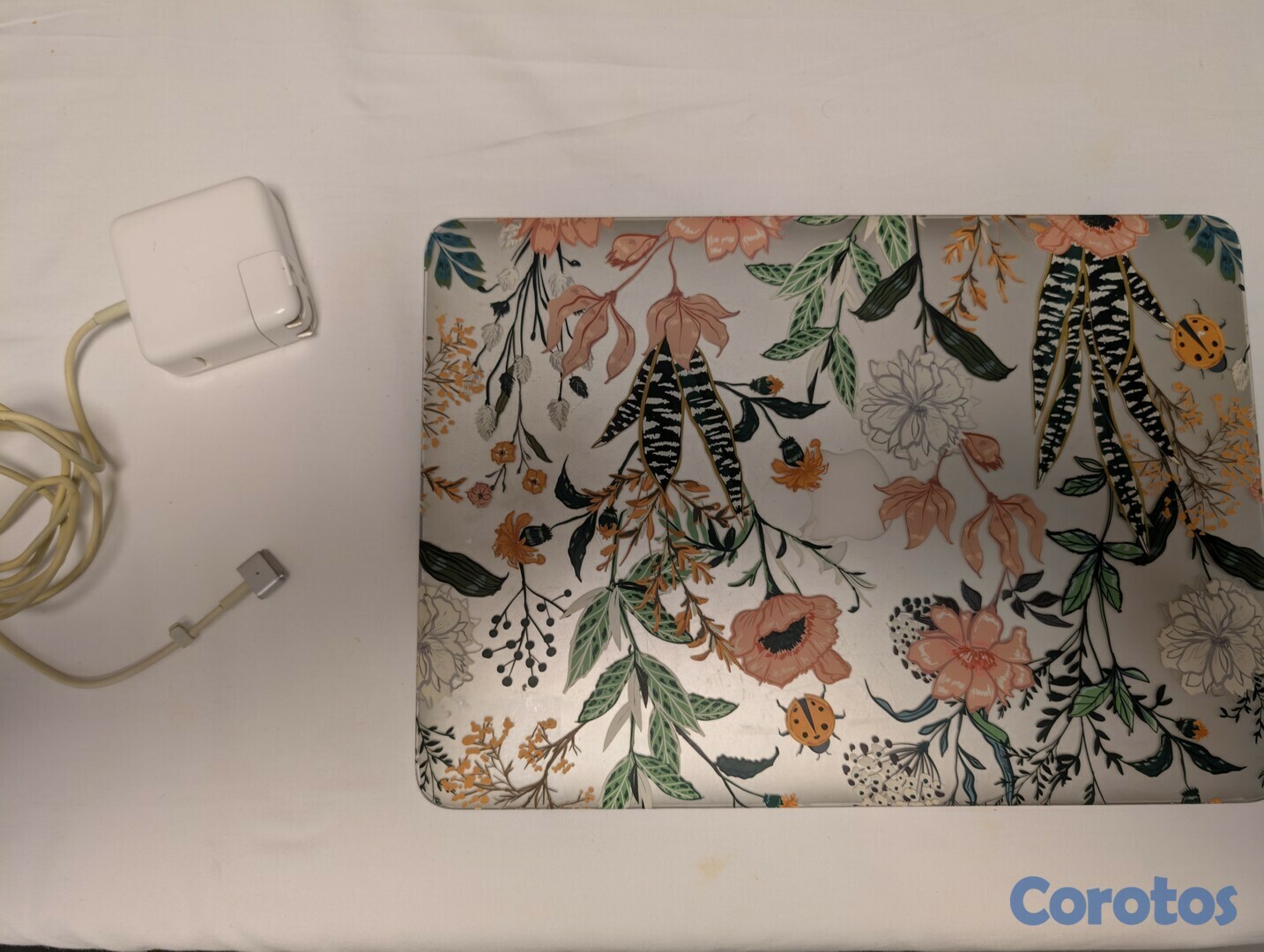 computadoras y laptops - MacBook Air 2017 I5 128 GB - Como nueva - Negociable + Accesorios  4