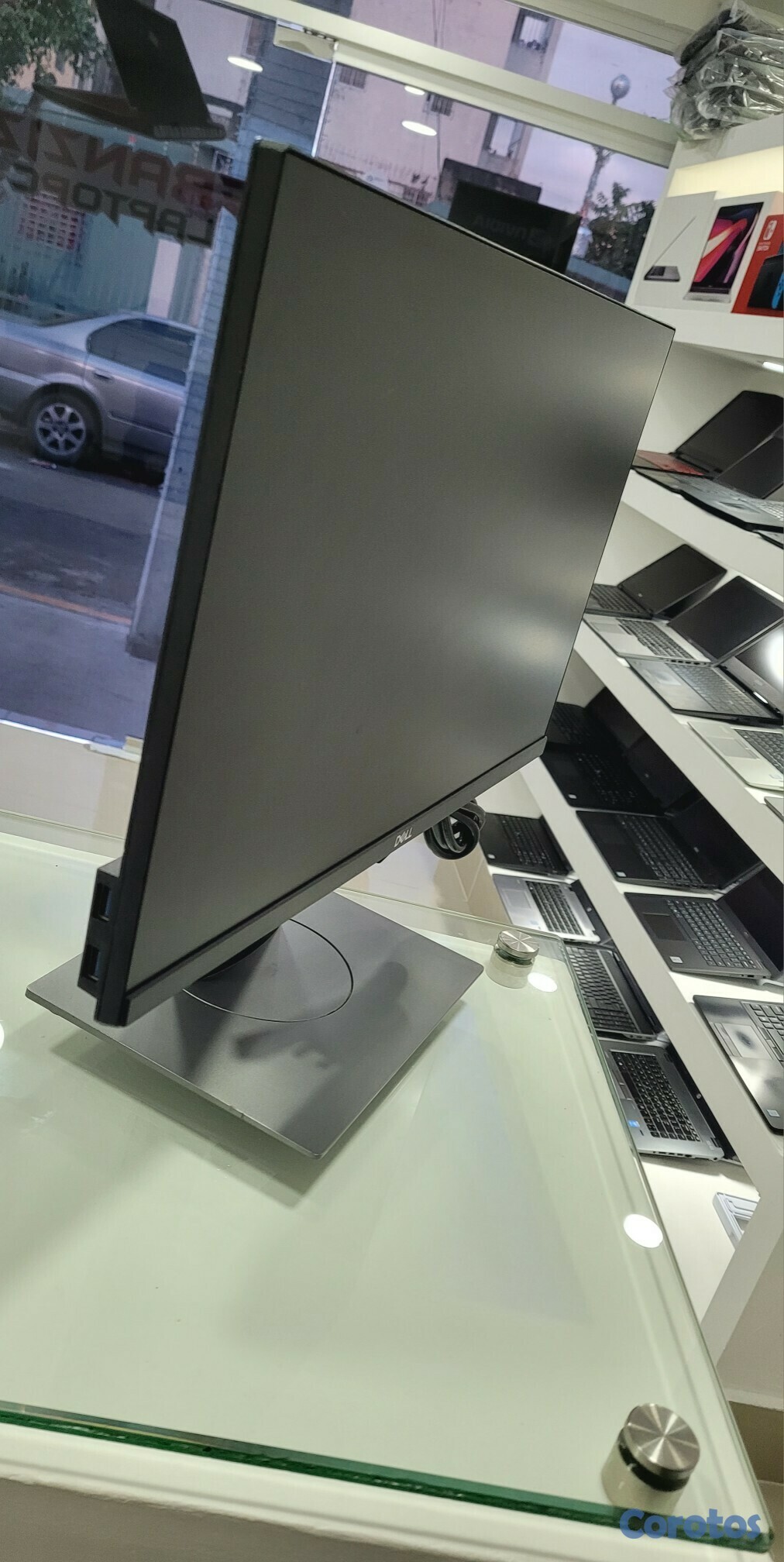 computadoras y laptops - Monitor Dell 22 Pulg Full HD Pantalla ips Sin bordes hdmi  2