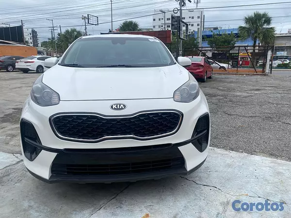 jeepetas y camionetas - Kia Sportage LX 2021 3