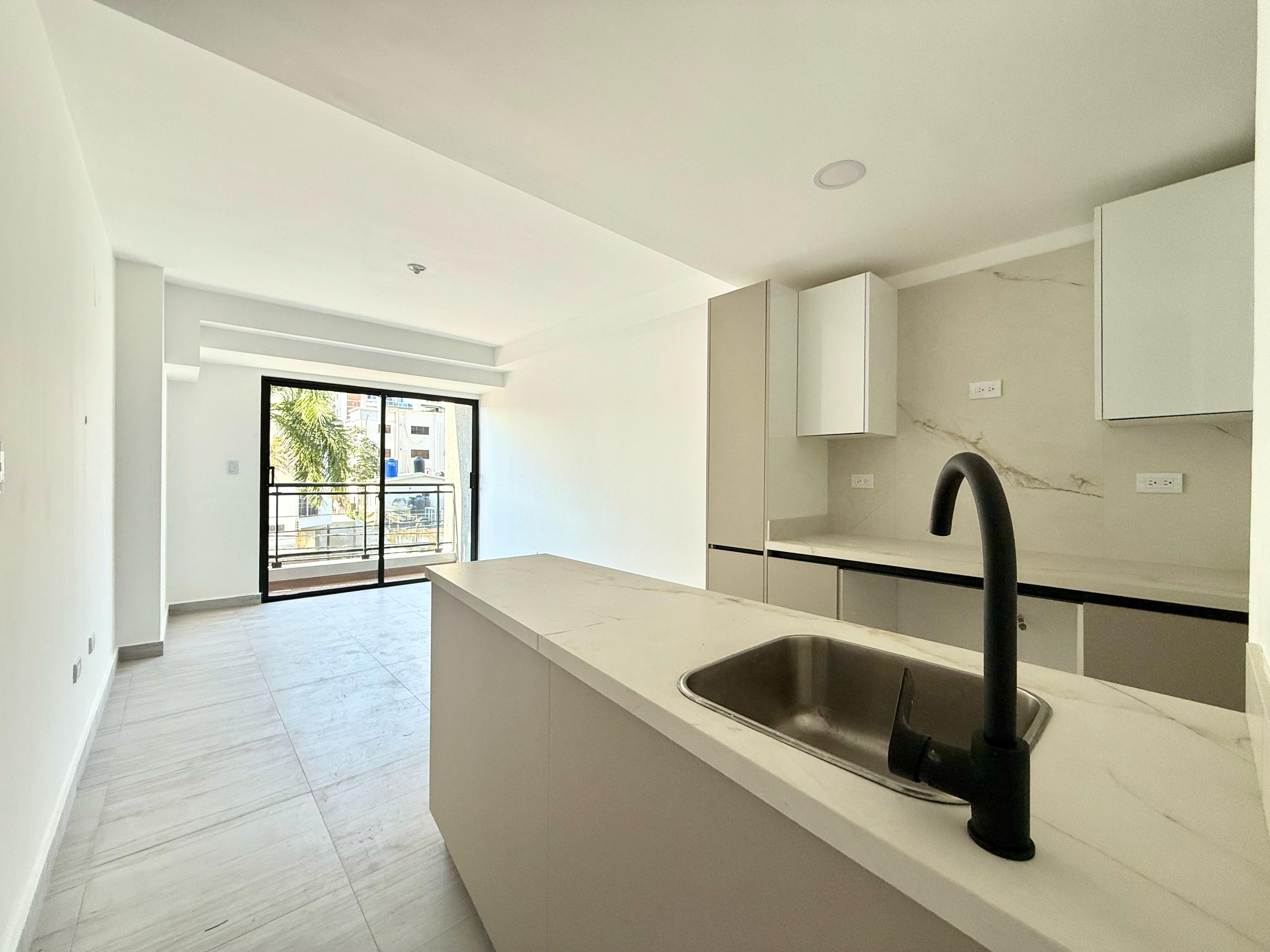 apartamentos - Evaristo Morales📍 Segundo nivel  precio US$154,00 6