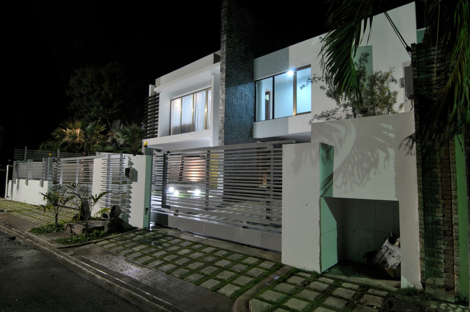 casas - "SE VENDE" Villa / Casa en Las Colinas Los Rios, Santo Domingo Distrito Nac.