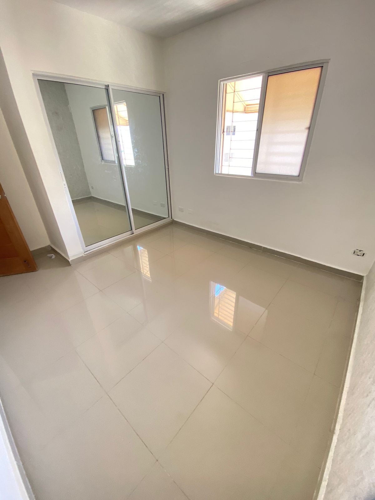 apartamentos - Alquiler de apartatamento detras de la embajada americana  5