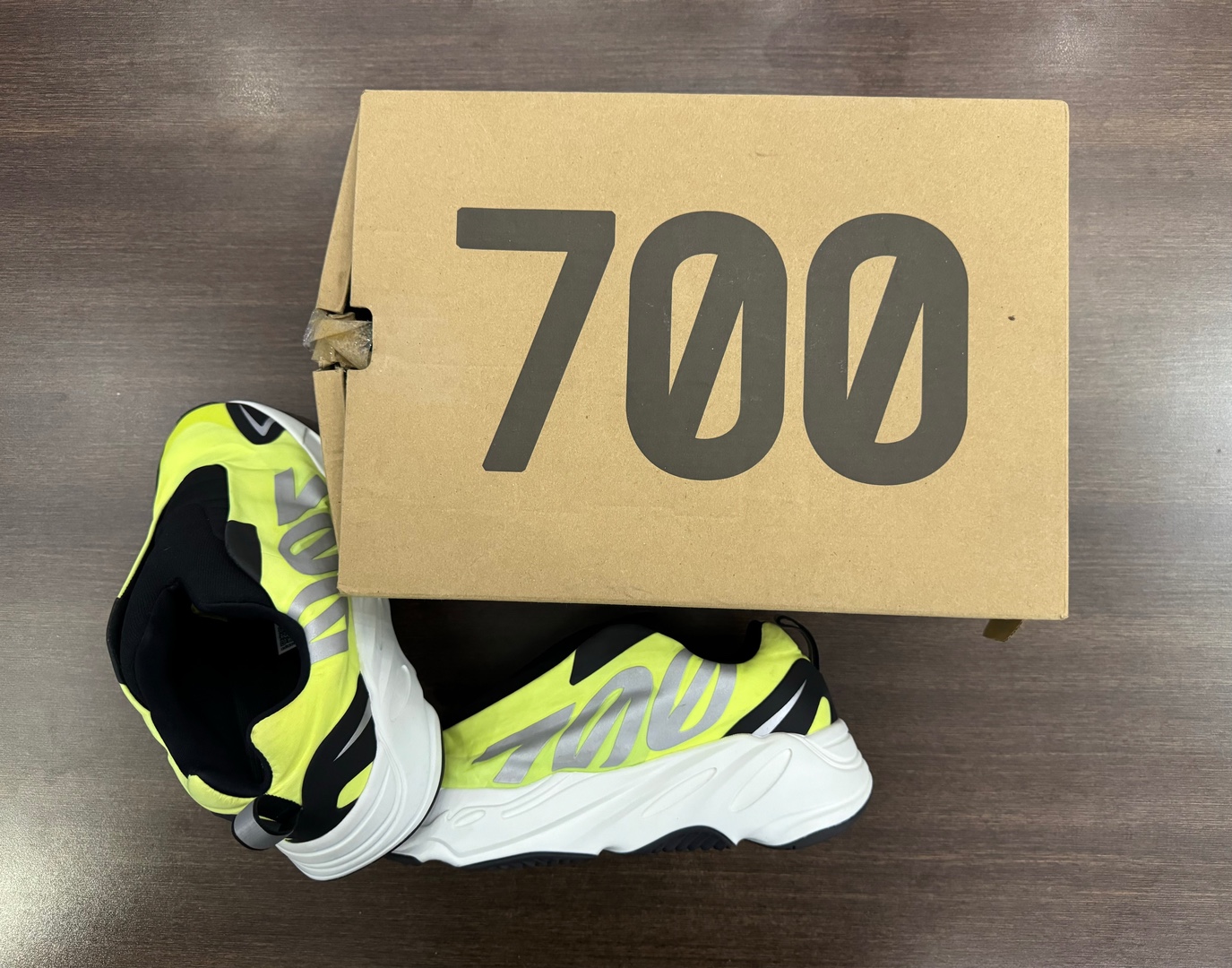 Vendo adidas yeezy on sale