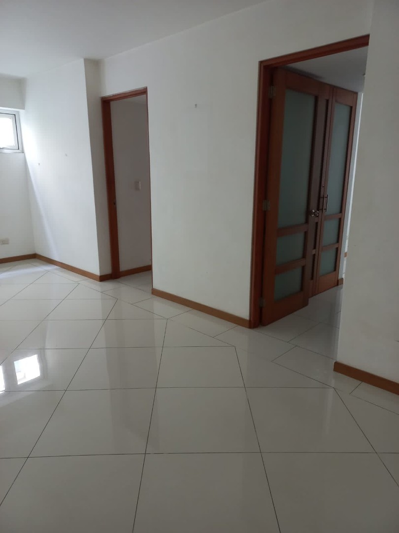 apartamentos - Se vende apartamento en Evaristo Morales 3