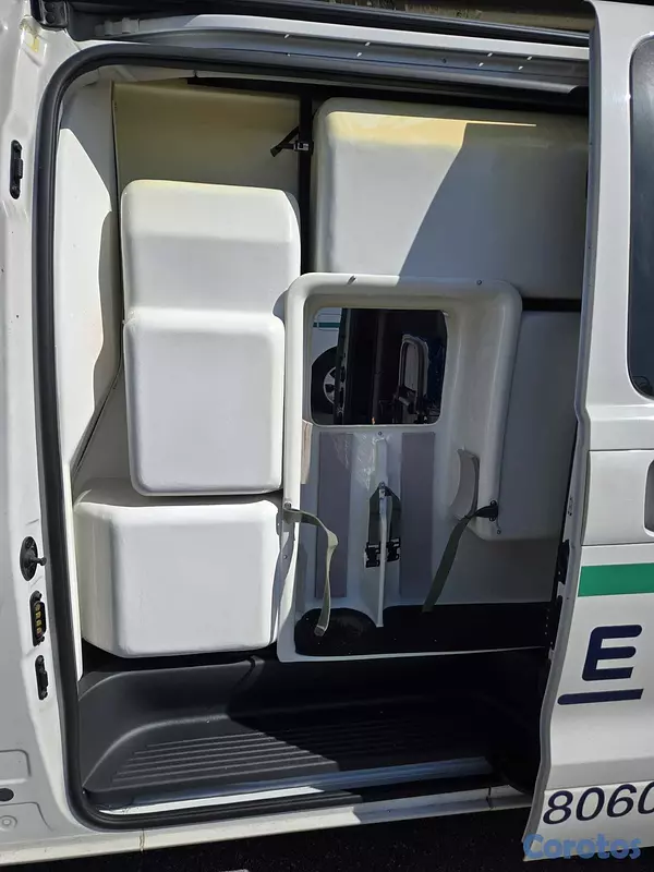 otros vehiculos - HYUNDAI GRAND STAREX AMBULANCIA 2015 9