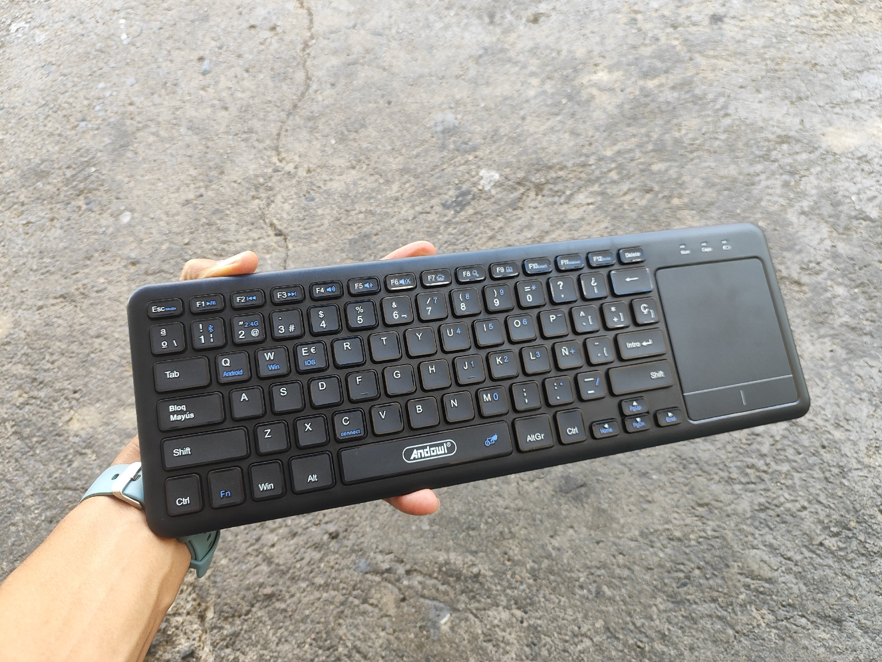 accesorios para electronica - Teclado inalámbrico para Mac, Windows, Android con bluetooth y freceptor 2.4g 5