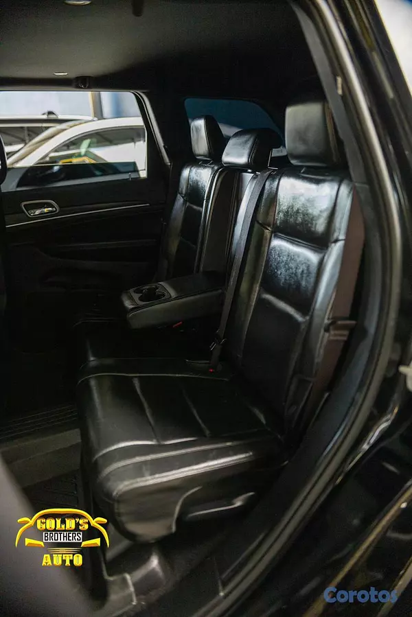 jeepetas y camionetas - Jeep Grand Cherokee Limited 4x4 2019 7