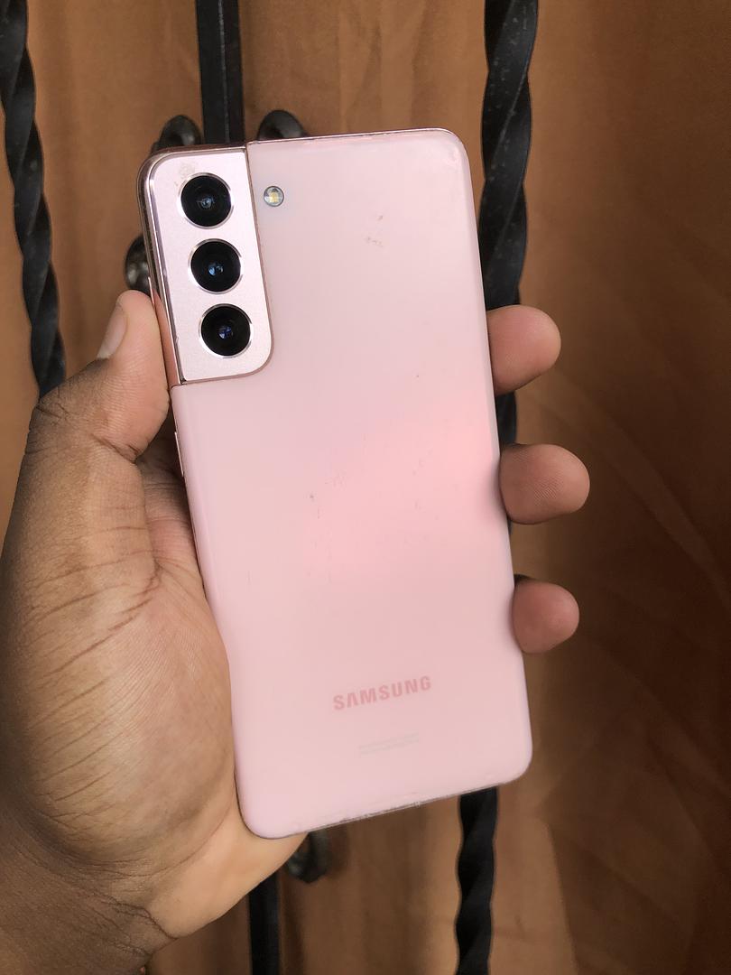 celulares y tabletas - Celular Samsung Galaxy S21 5G con crack 7