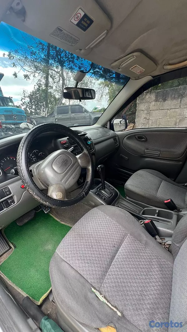 jeepetas y camionetas - Chevrolet Tracker 2000 11