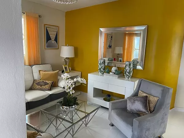 casas - Casa Duplex Disponible en Residencial Castillo 2