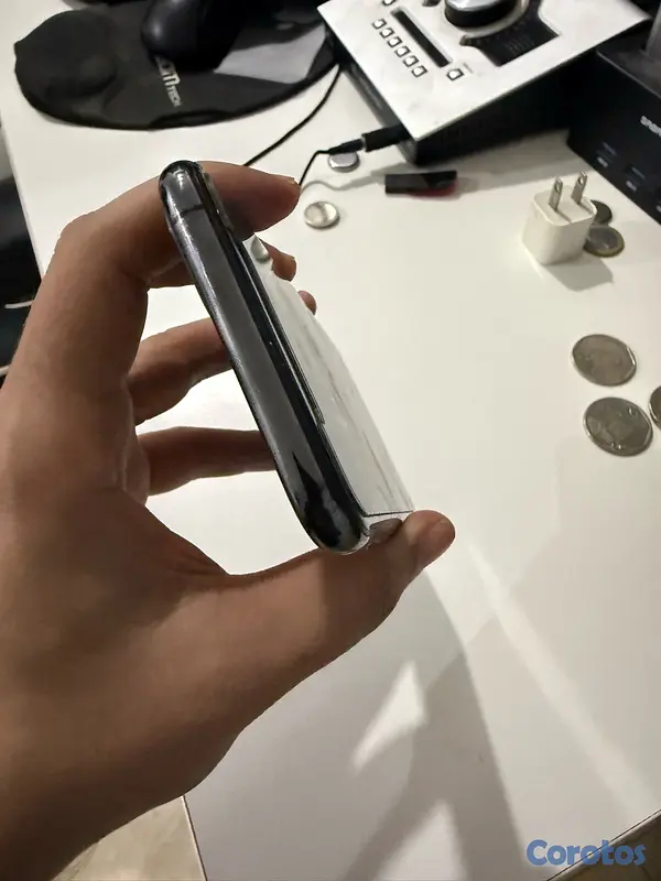 celulares y tabletas - iPhone 11 Pro 64 GB 3