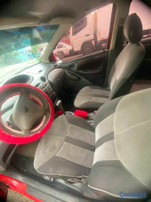 carros - Toyota Yaris hatchback 2000 6