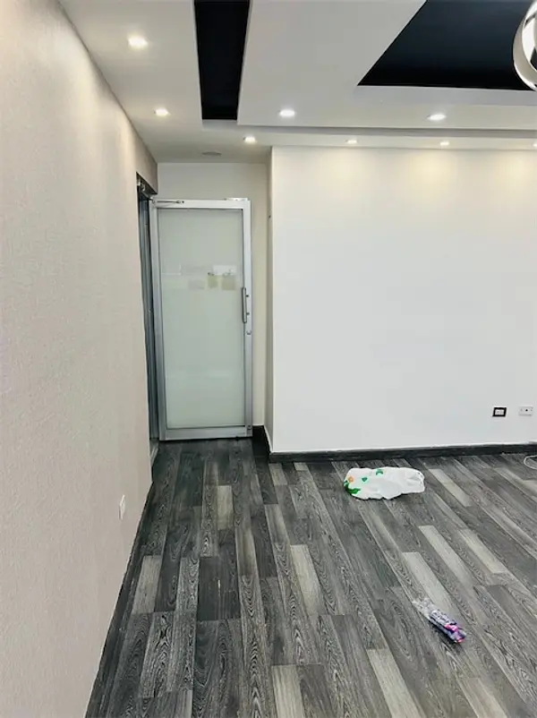 oficinas y locales comerciales - Local comercial corporativo 6