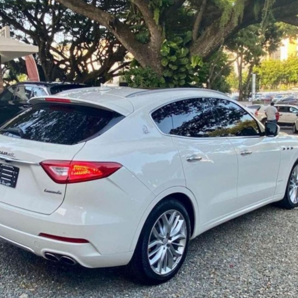 jeepetas y camionetas - Maserati levante 2019 3