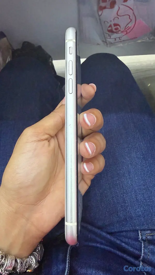 celulares y tabletas - IPhone 11 de 128 GB

 4