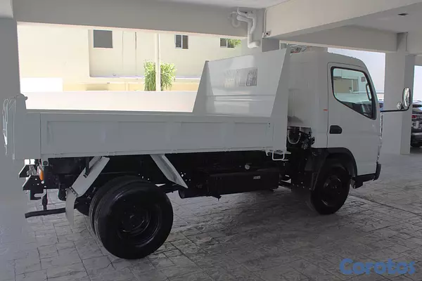 jeepetas y camionetas - Mitsubishi Motors Fuso Canter 2026 3