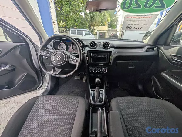 carros - SUZUKI SWIFT 2020 6
