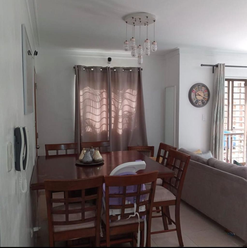 apartamentos - Se vende apartamento en Altos de Arroyo Hondo primer piso 3