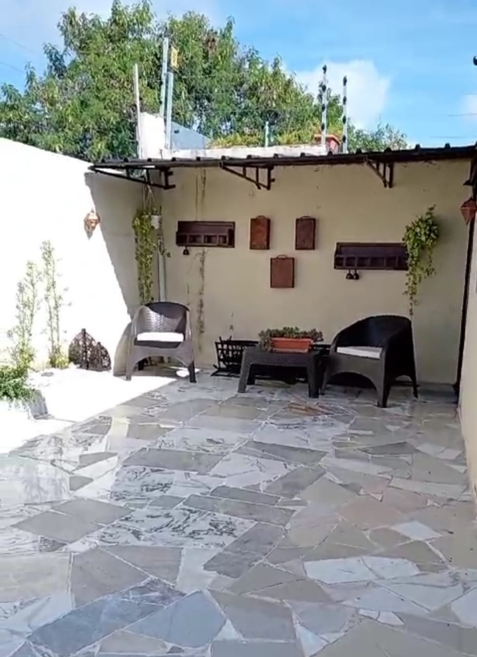 casas - Casas de Alquiler En la Jacobo Majluta  1