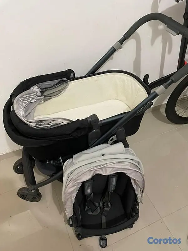 coches y sillas - Coche de bebe, cargador, marca uppababy con sus accesorios 3