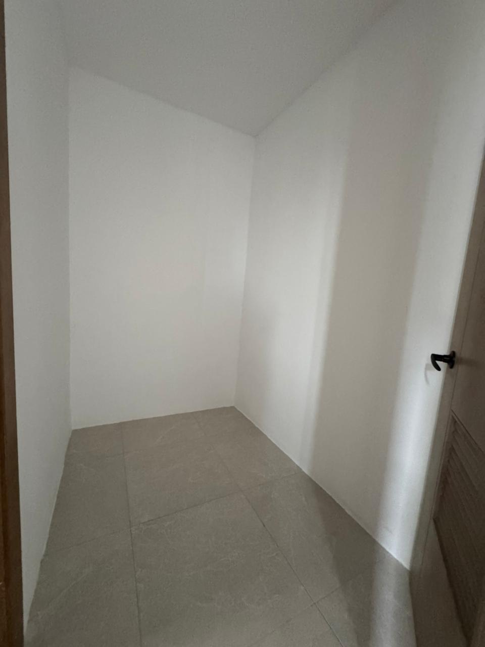 apartamentos - ALQUILO Piso 5 Amueblado Full En de Serrallés Prox 4