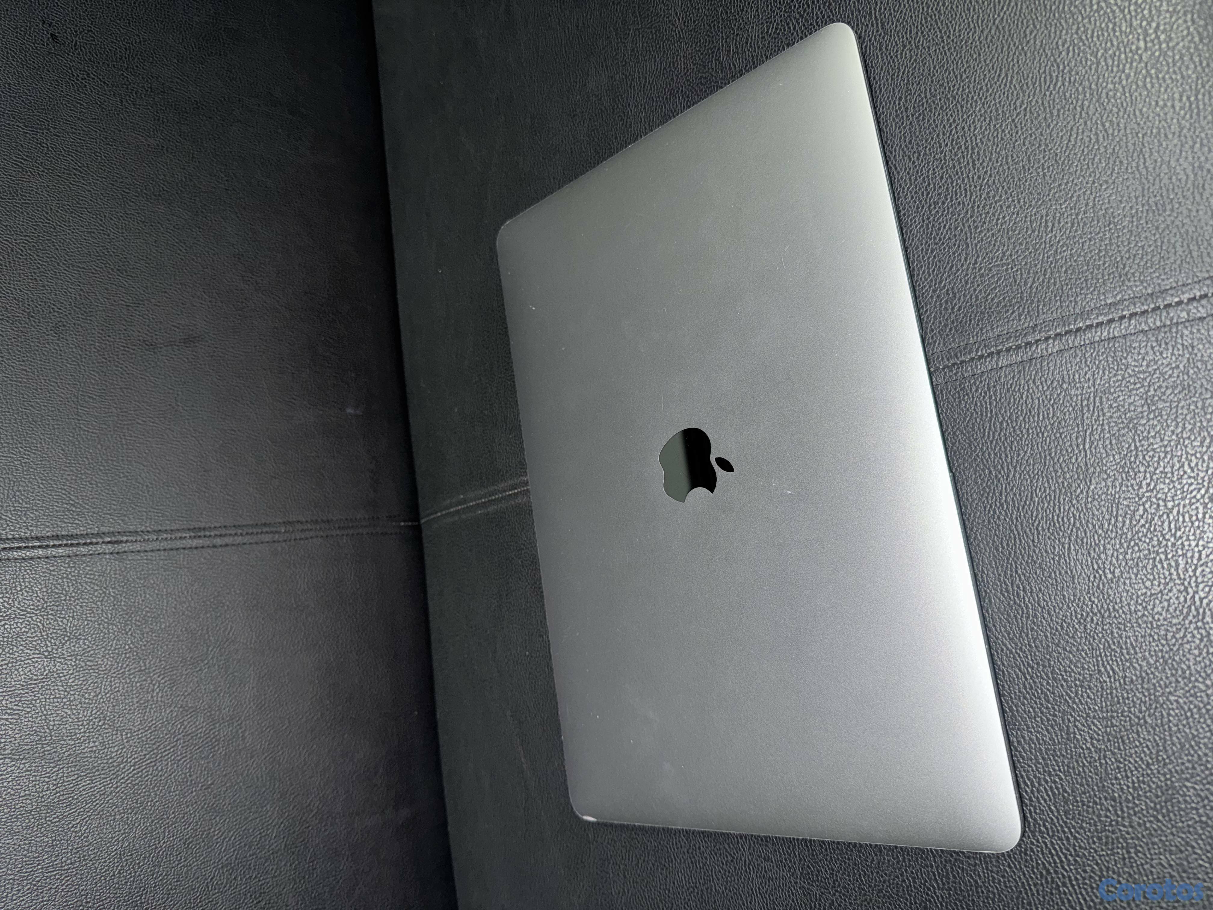 computadoras y laptops - MACBOOK AIR 7 2020, INTEL CORE I5, 8GB, 512GB SSD 2