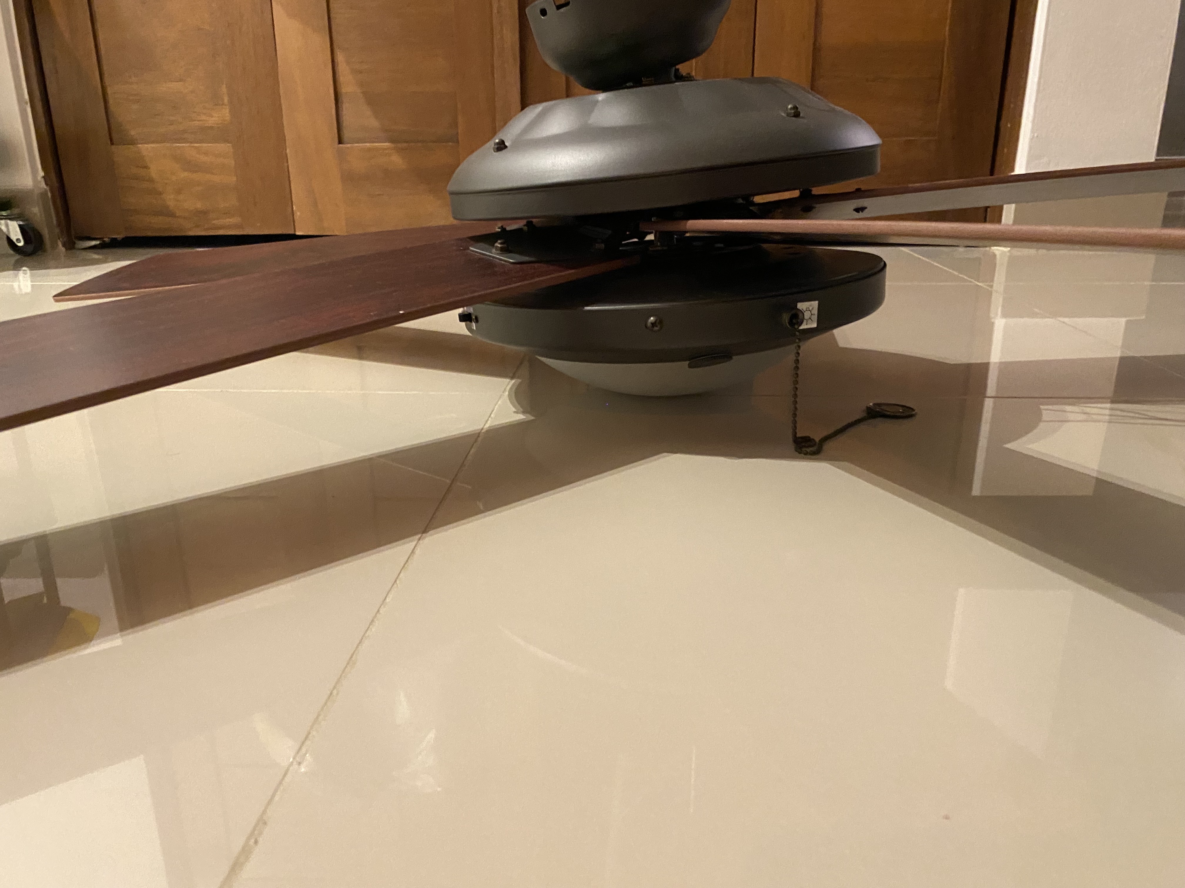 aires acondicionados y abanicos - Abanico de Techo 52” Acabado en Hierro 1