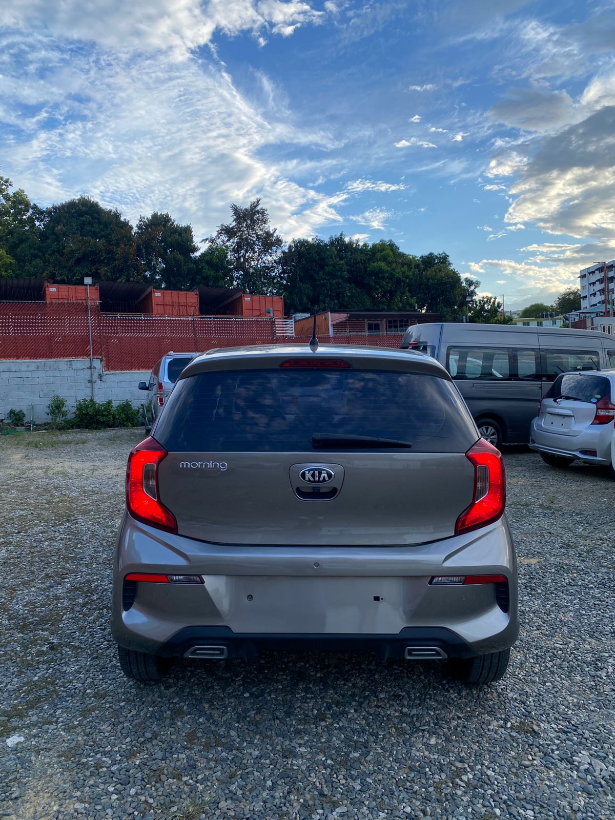 carros - KIA MORNING 2021 GASOLINA 7
