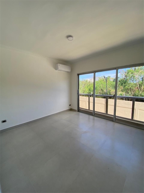 casas vacacionales y villas - Venta de villas tipo townhouse en Juan dolio a 5 minutos de la playa  7