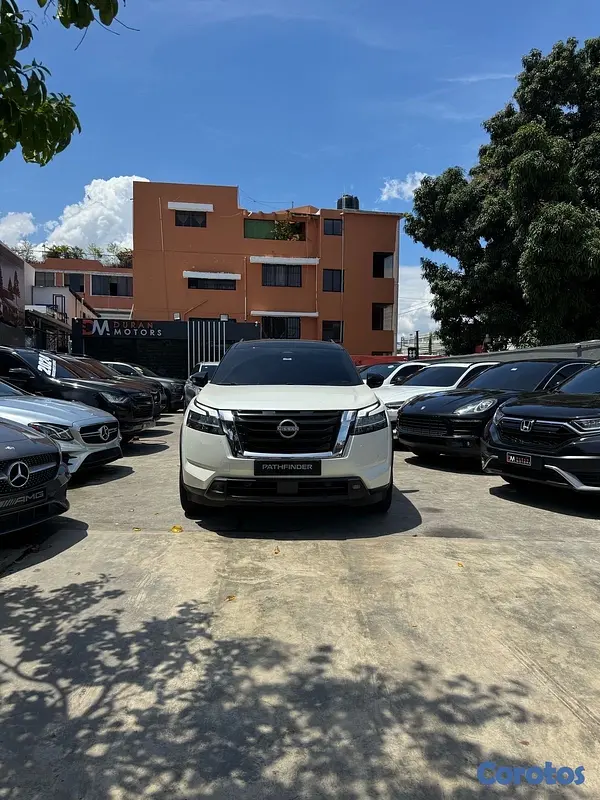 jeepetas y camionetas - Nissan Pathfinder Advance 4WD 2023 2