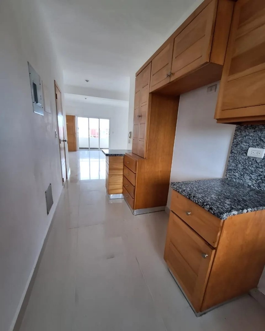 apartamentos -  Sin intermediario Rento Apartamento sin amueblar con ascensor y planta  1