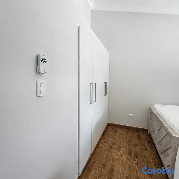 casas vacacionales y villas - Villa en Juan Dolio, de dos niveles  10