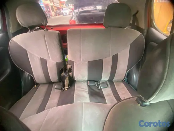 carros - Toyota Yaris hatchback 2000 7