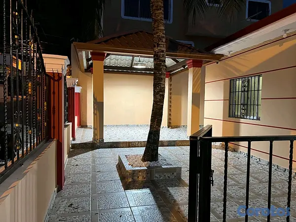 casas - casa amplia y preciosa en puerto plata  6
