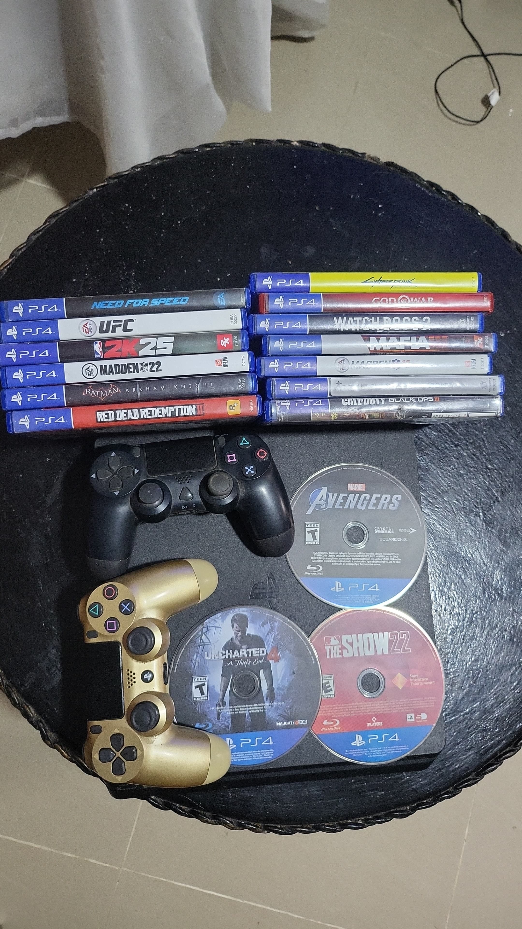 consolas y videojuegos - ps4 + 2 controles+ 14 juegos  1