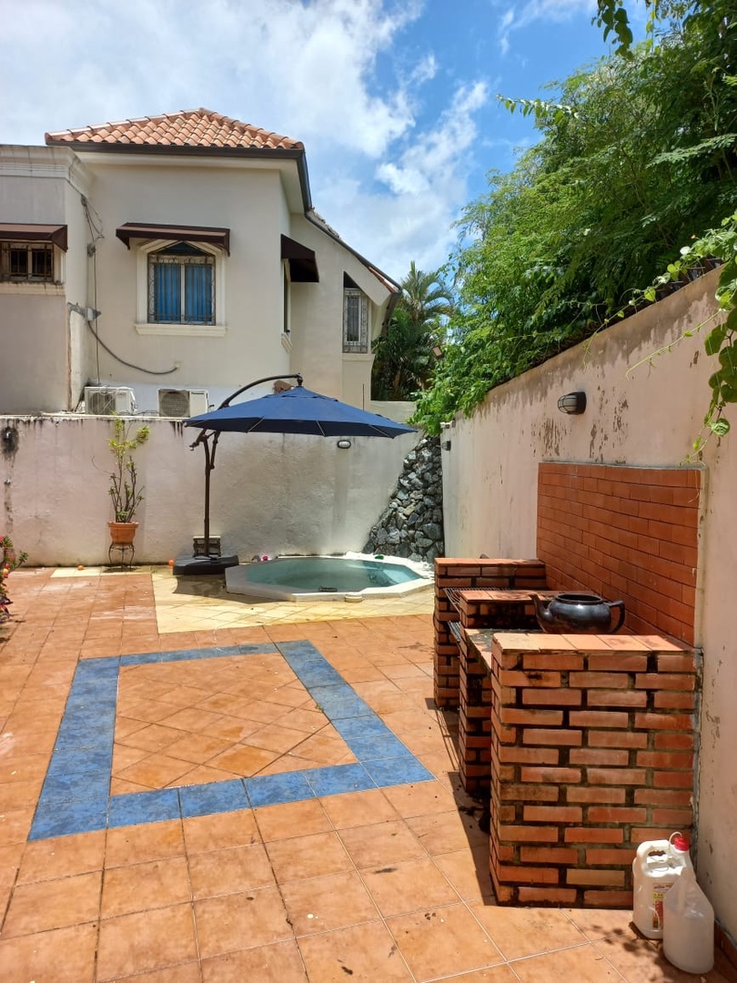 casas - Venta de mansión con 600mts en vista hermosa zona oriental Santo Domingo  4