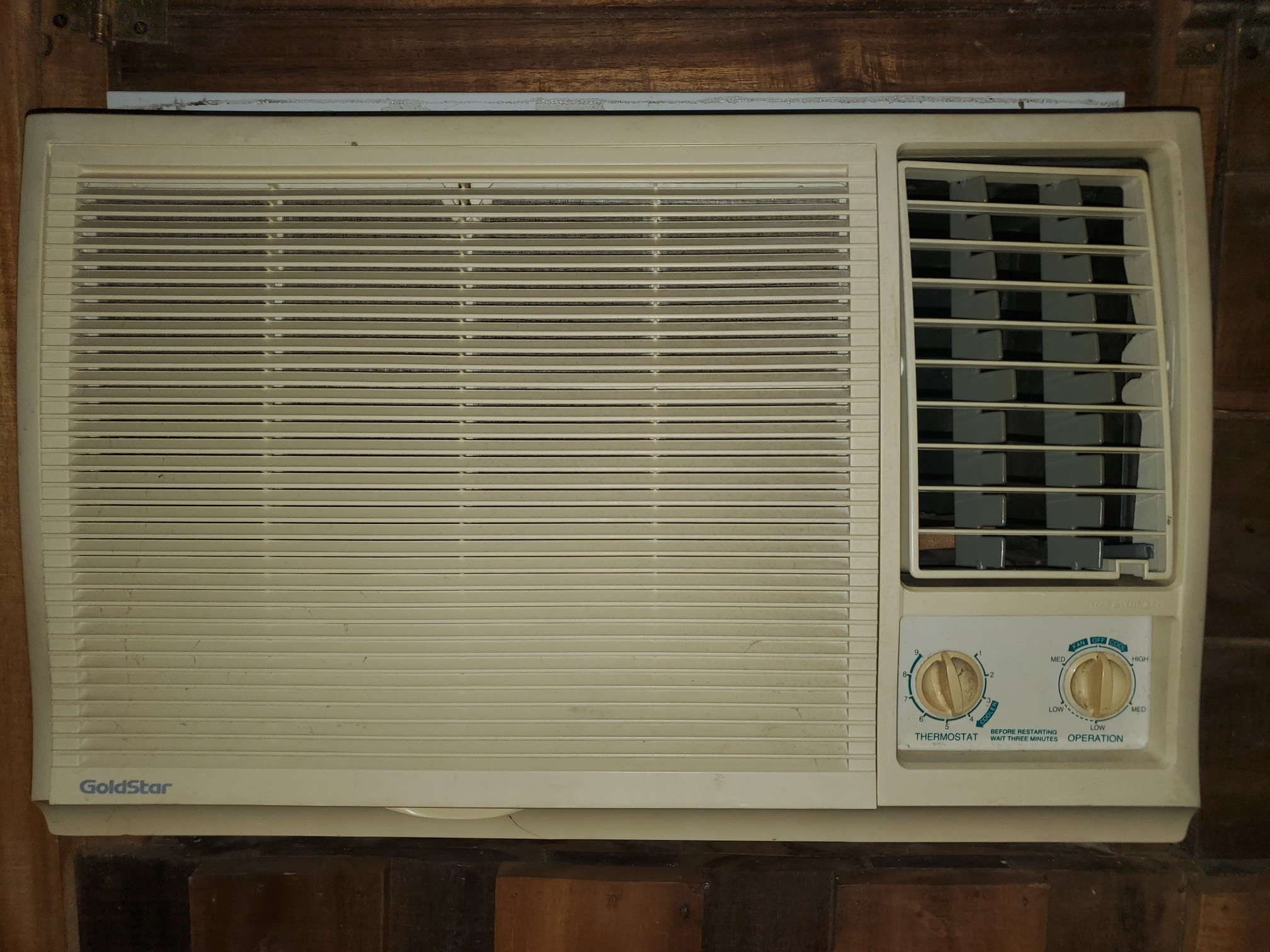 aires acondicionados y abanicos - Aire de ventana Goldstar, 12,000 BTU