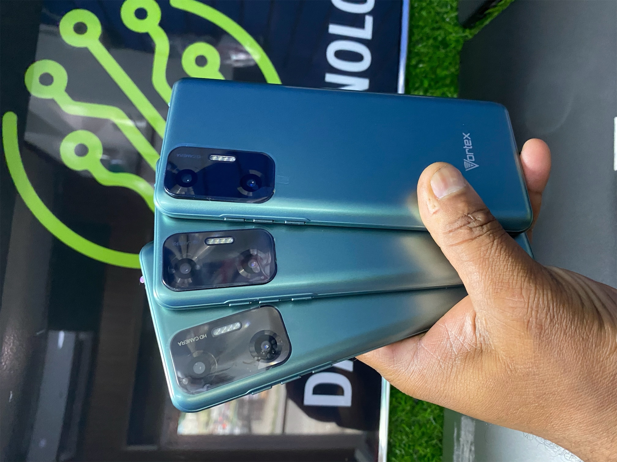 celulares y tabletas - VORTEX ZG65 dual sim  4