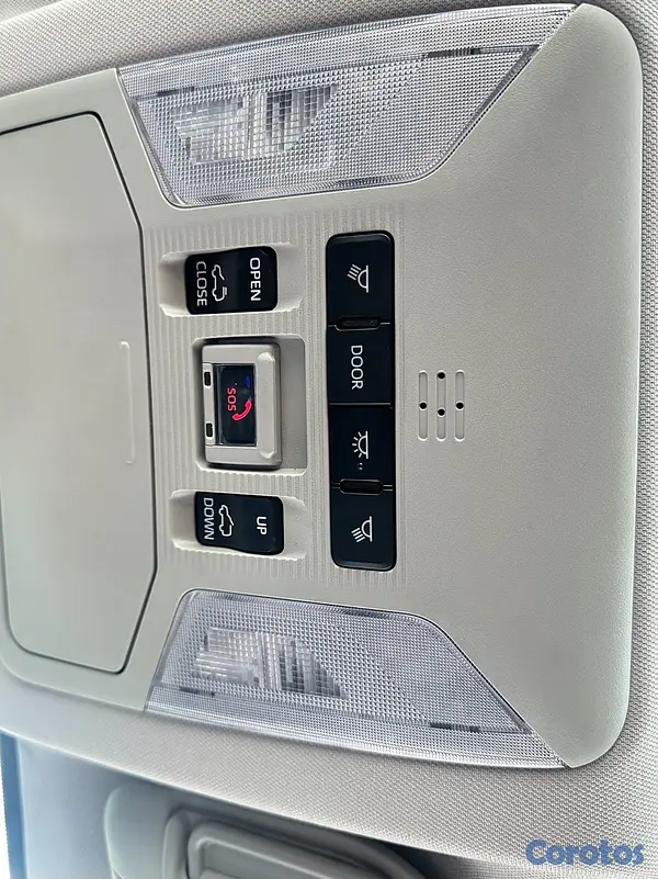 jeepetas y camionetas - Toyota RAV4 XLE 2023 4