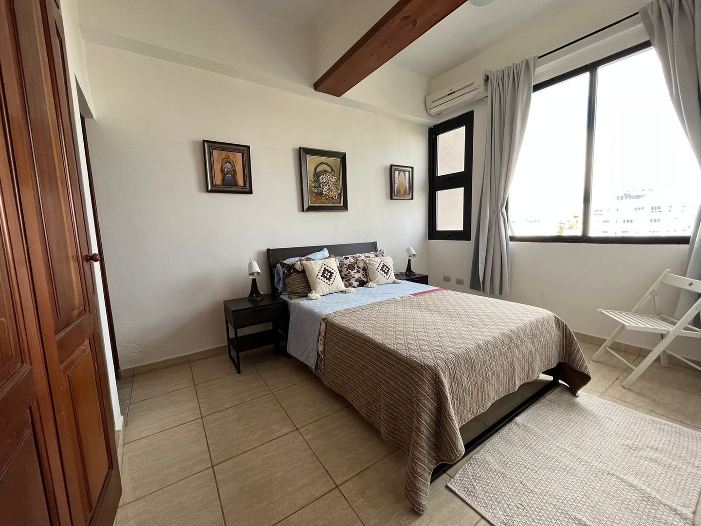 apartamentos - 👩🏻‍💻 ALQUILO⏰

AMUEBLADO. 1 H
El Vergel
1 Hab
1 baño
$US 750
Mant incl 2
