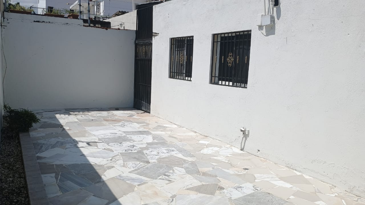 casas - Casas de Alquiler En la Jacobo Majluta  2